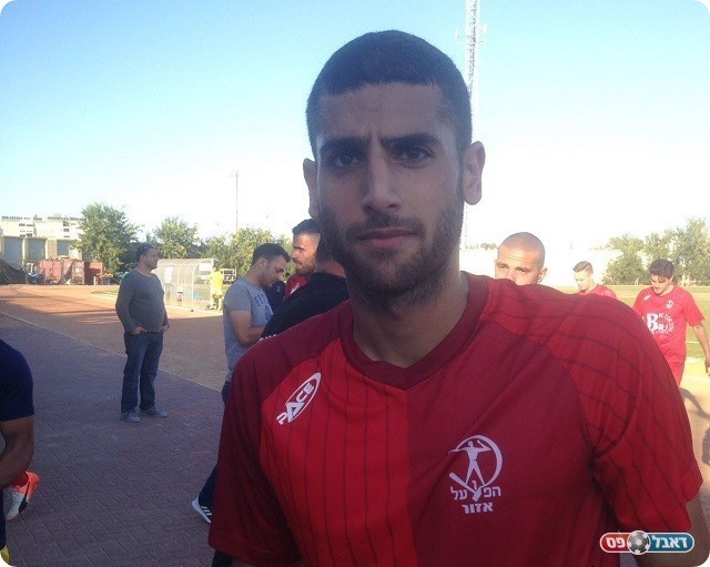 דניאל רז כובש השער לאזור (אלי שמואלי)